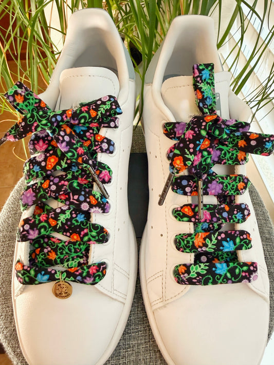 Black Flowerfull Laces