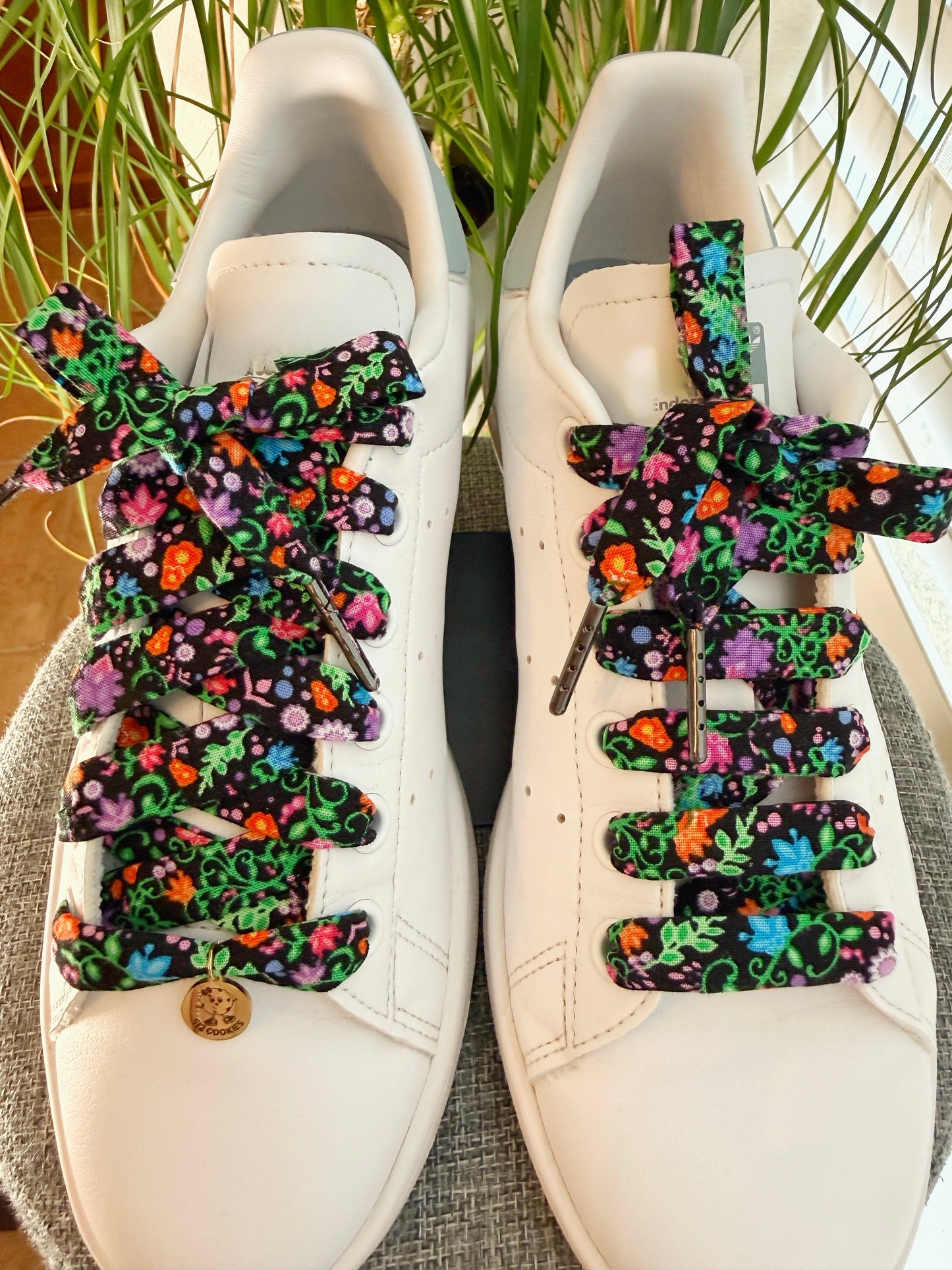 Black Flowerfull Laces