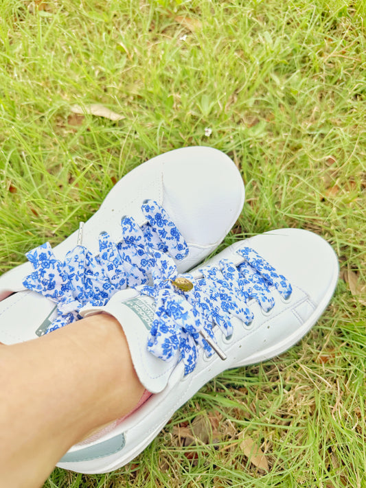 White Blue Flowers Laces