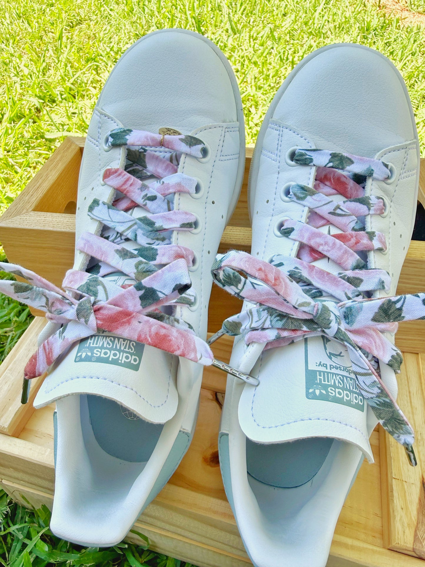 Pink Roses Garden Laces