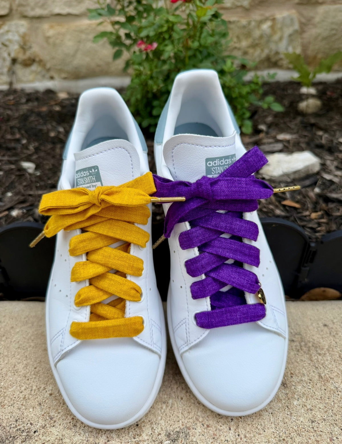 Spirit Laces 💜💛